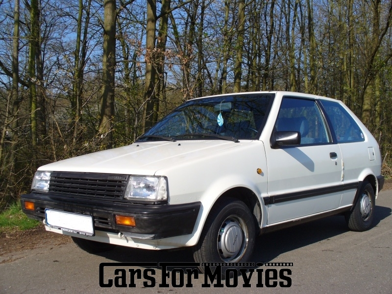 CarsForMovies | Nissan Micra 1986 Japan Weiß Blau Zivilfahrzeug Kleinwagen Nordrhein-Westfalen 3252 Oldtimer